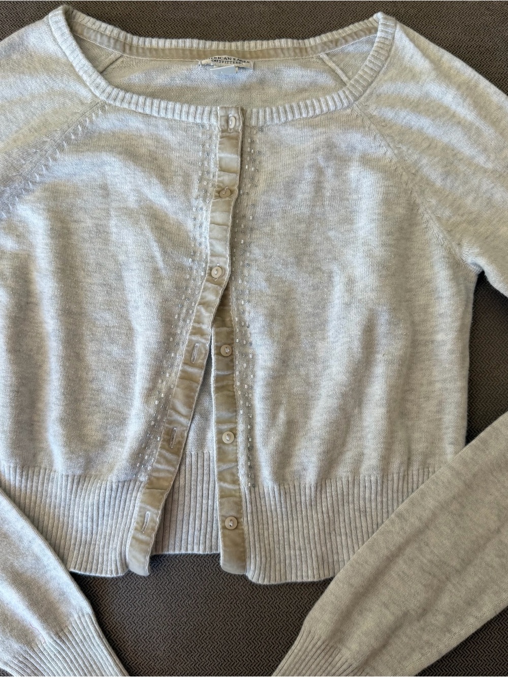 Y2K American Eagle Outfitters Light Gray Button-Front Cropped Cardigan Small